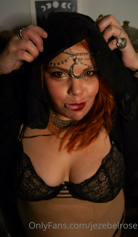 jezebelrose ヌードモデル 写真