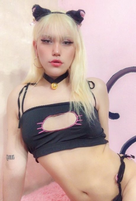 Idillycious ポルノスター 裸 写真