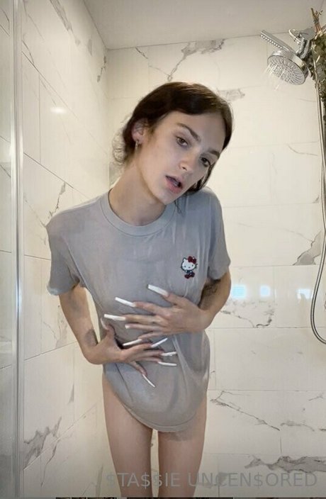 stassieuncensored ポルノスター アート 写真