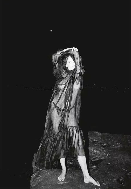 Alicia Davis 無料モデル 画像