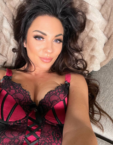 本物のティーンオンリーファン エロチック 画像