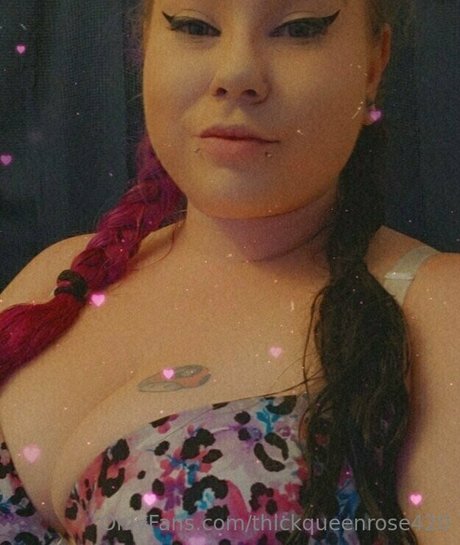 thickqueenrose420 HDスター 写真