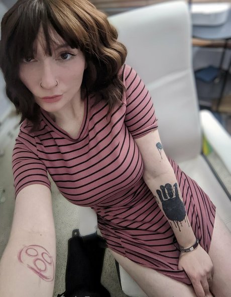 succubuscolette エロティックモデル 画像