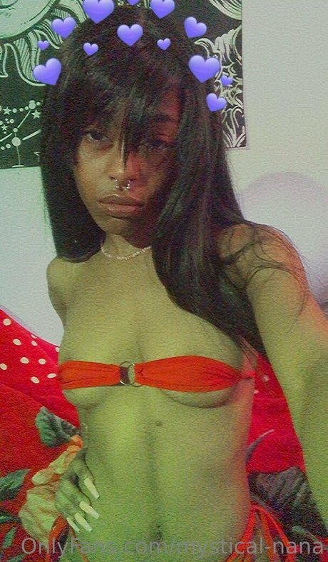 mystical nana かわいいポルノスター 写真