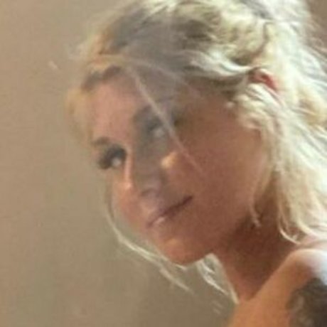 母乳オンリーファン 美しいポルノ ギャラリー