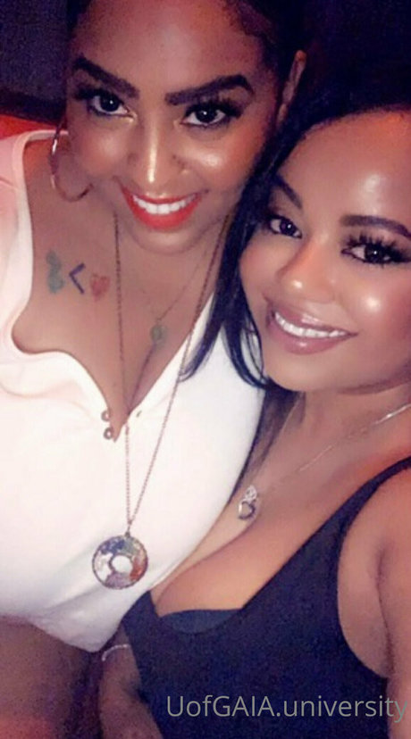 uofgaia セックスモデル 写真