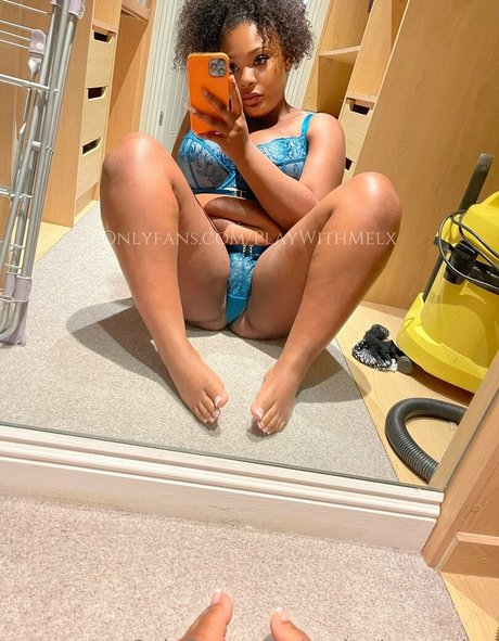 フェムボーイアジアンOnlyFans ホット 画像