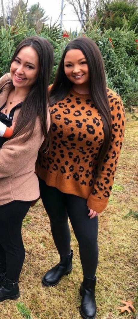 レズビアン ストラップオン OnlyFans ホットセクシー 写真