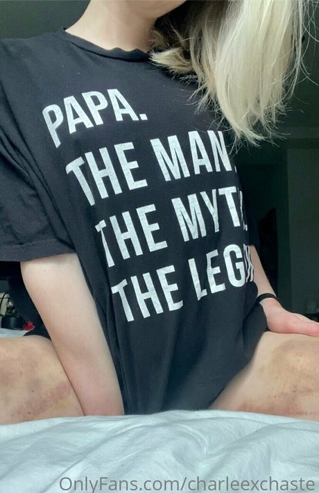 charleexchaste ポルノスター 画像