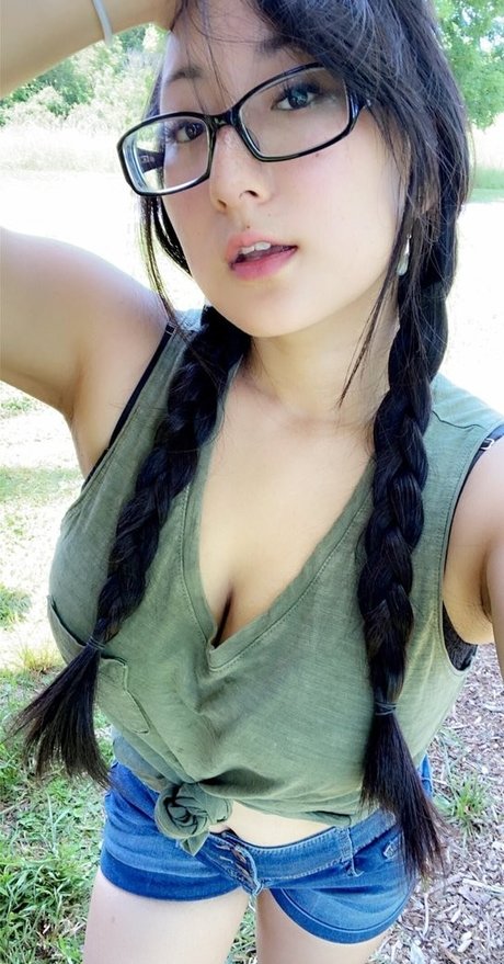 潮吹きマンコOnlyFans セクシーヌード 写真