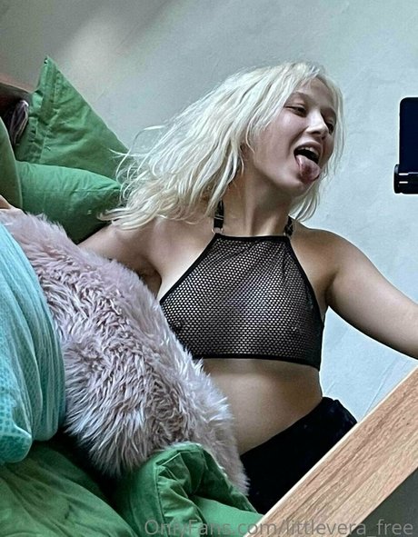 littleveraaa 無料のポルノスター 写真