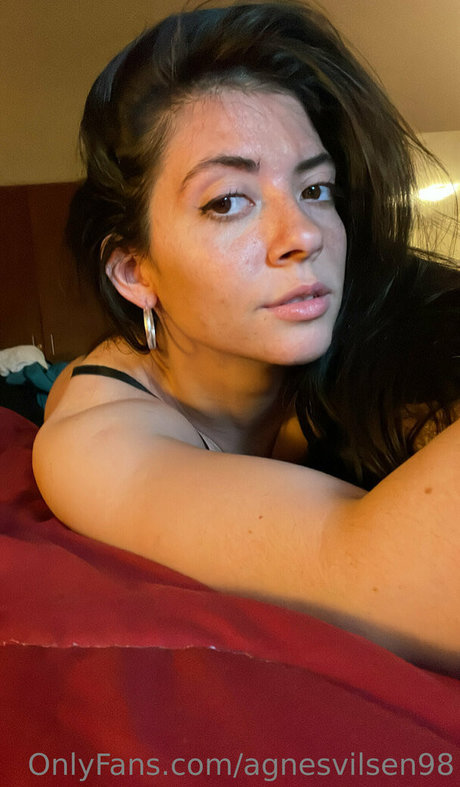 agnesvilsen98 無料モデル 画像
