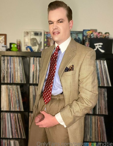 petersuitandtie ヌードスター 画像