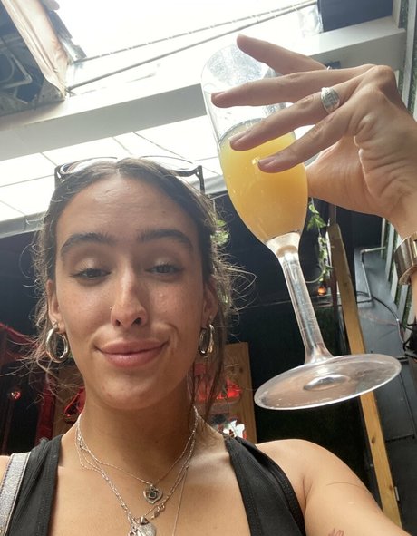 lucyjane710 裸のスター ギャラリー