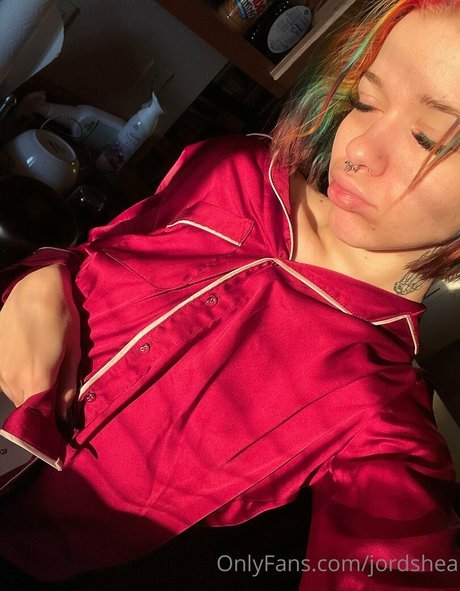 peachysheaa セクシーなスター 写真