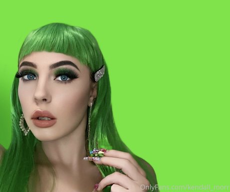 kendallmorr ポルノモデル アーカイブ