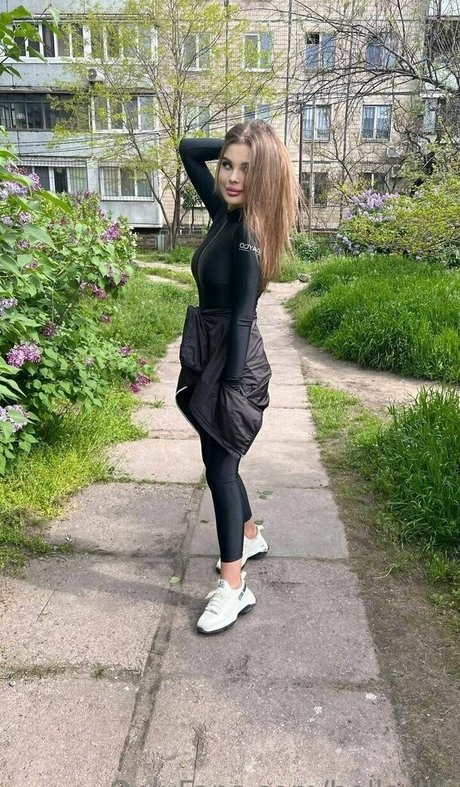 bella lla ホットスター 画像