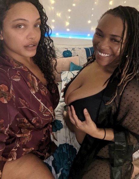 yettajobrown セックスポルノスター 写真