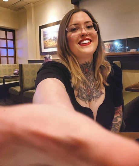 LoveLaurenn ヌード女優 ギャラリー