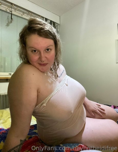 heyhotheidifree ポルノスター 無料 写真