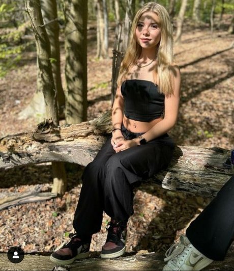 missadelade ポルノ女優 ギャラリー