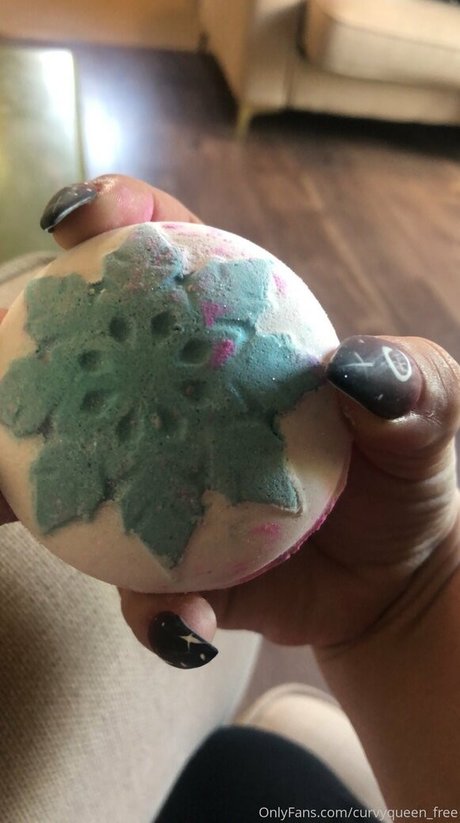 curvyqueenpromo top profile image