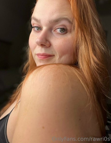 本物のティーンオンリーファン 無料セクシー 写真