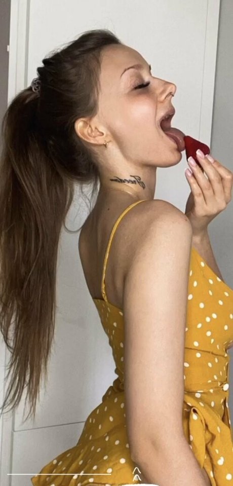 yourgirl julie 独占スター 画像