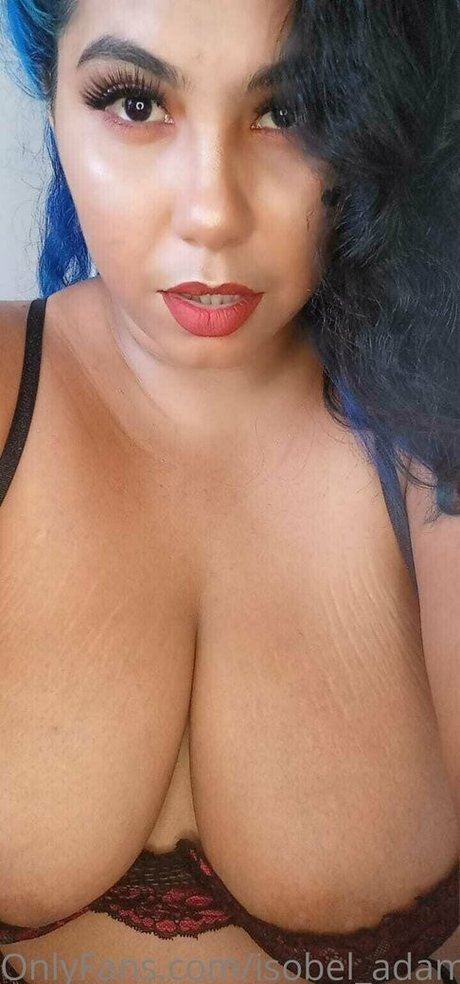 isobel adamscb エロティックモデル 画像