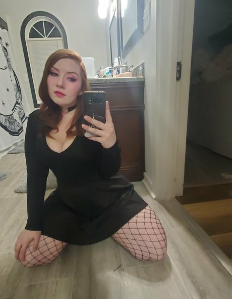 violetsinclaire 可愛い女優 アーカイブ