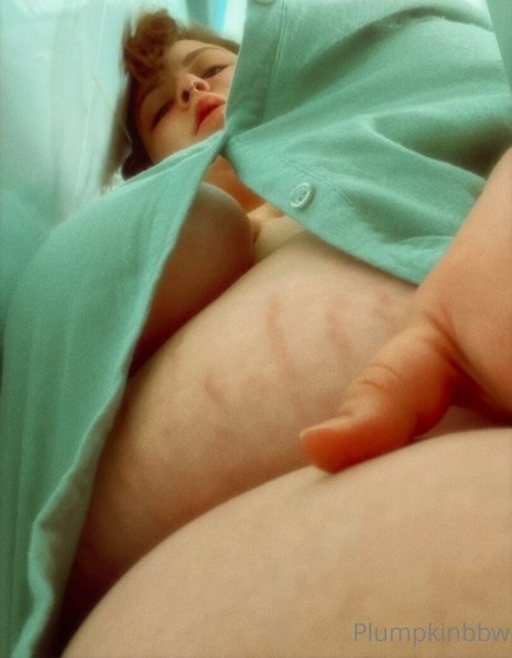 曲線美のティーンズOnlyFans 美しい 写真