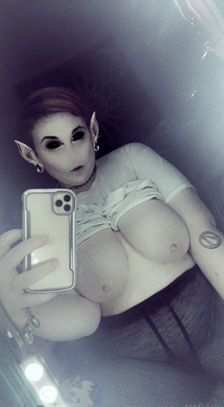 thebrattylilkitten かわいいスター 写真