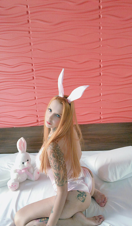 バイセクシャルカップルのOnlyFans xxx 画像