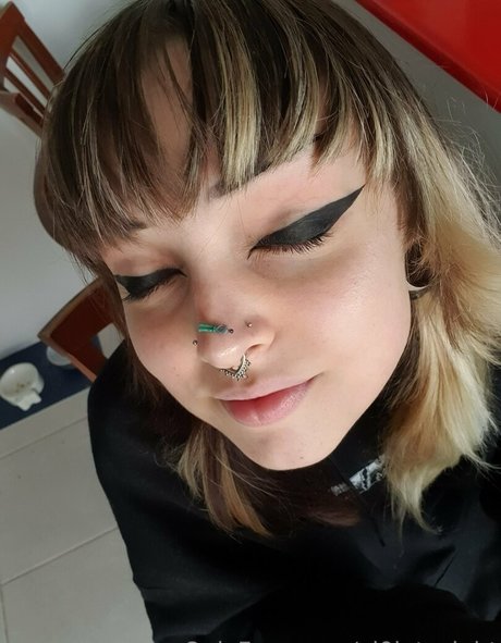 女子高生OnlyFans 裸 写真