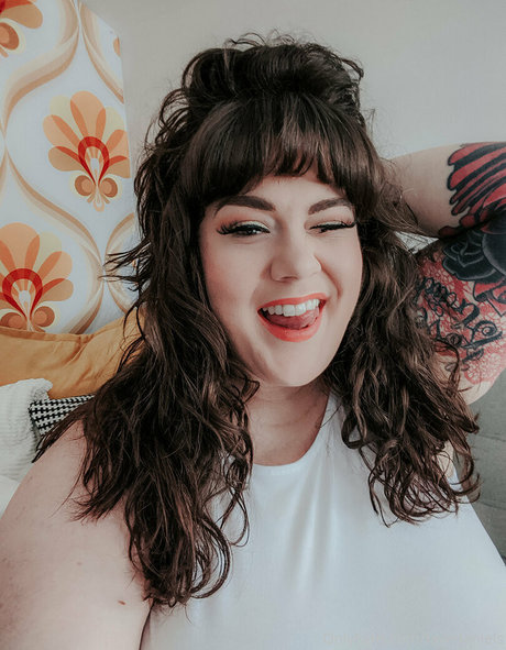 小人エボニーOnlyFans 美しい 写真