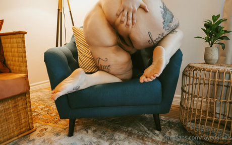 アマチュアぽっちゃりOnlyFans セックス 写真