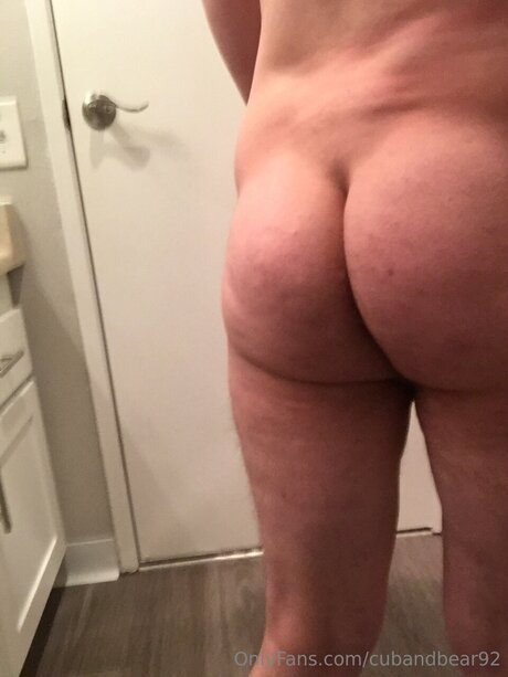cubandbear92 ポルノモデル ギャラリー