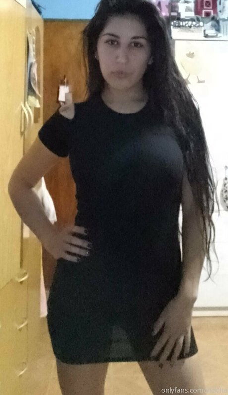 大きな黒い猫OnlyFans 素敵 ギャラリー