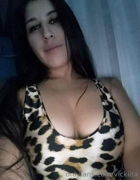 客室乗務員 OnlyFans 無料 写真