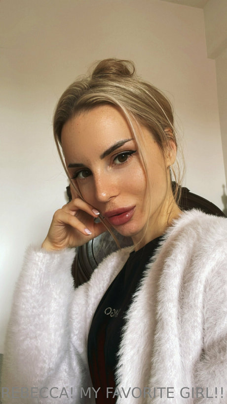 Rebecca Alba トップ女優 ギャラリー