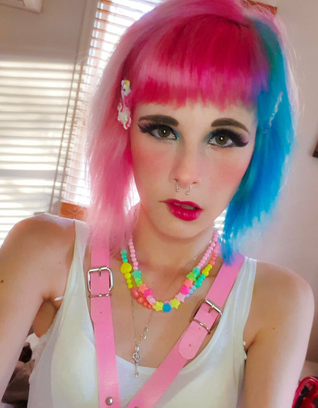 金髪ストリップOnlyFans 無料セックス 写真