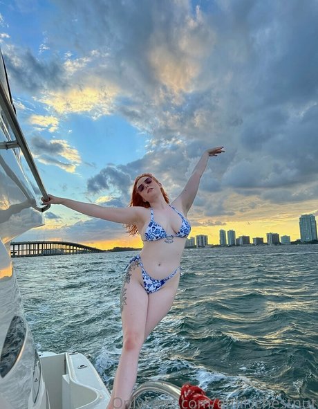 emilychestnut ポルノスター HD 写真