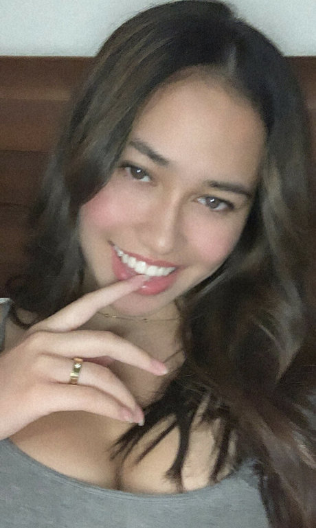 babyanza23 エロティックモデル ギャラリー