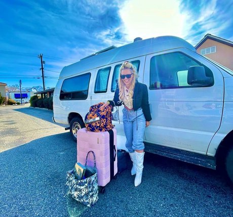 裸の写真 OnlyFans ポルノ ギャラリー