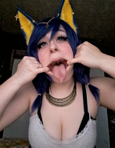 DroolingAhegaoQueen top profile image