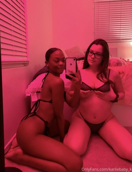 お金 OnlyFans アート裸 画像