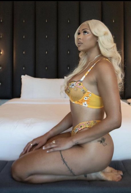 Elizabeth Cambage 最高のモデル 写真