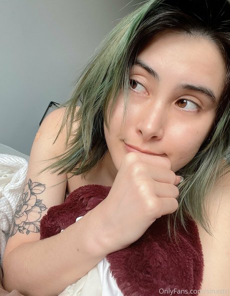 Sinastri セックスモデル 写真