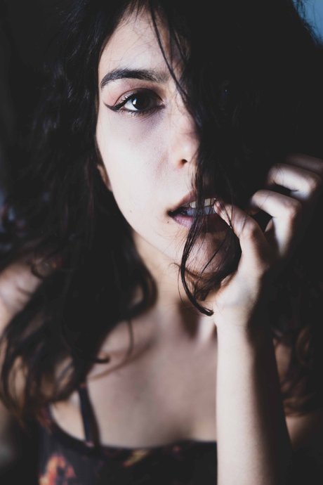 Michevla セクシーなポルノスター ギャラリー