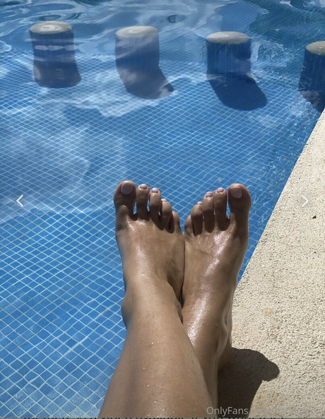 黒人フェムボーイOnlyFans 無料 写真